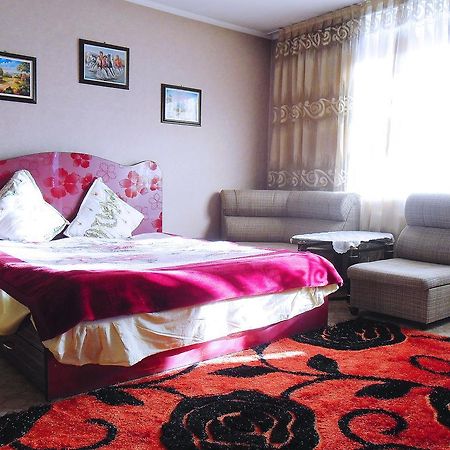 Paradise Apartment ビシュケク 部屋 写真
