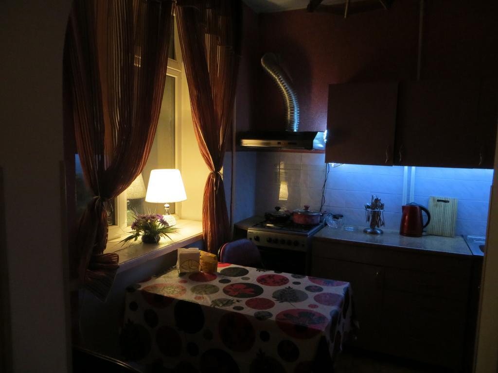 Paradise Apartment ビシュケク 部屋 写真